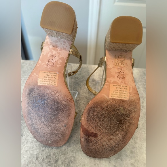 Tory Burch Gold Metallic Women's Sandals size 7 - Picture 4 of 8